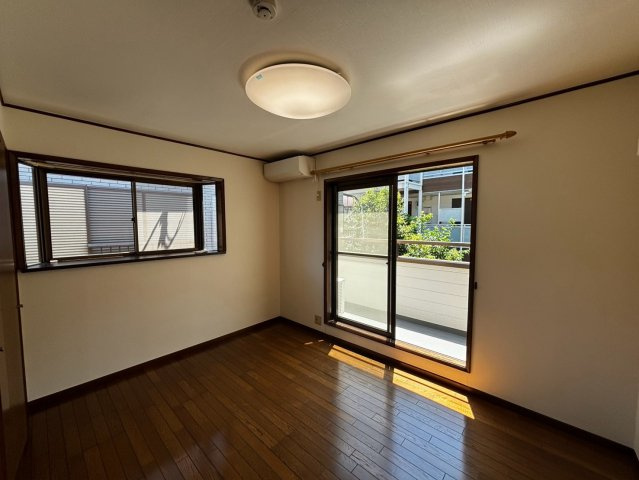 西川口コスモの洋室