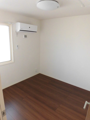 【居間・リビング】 | D-Room十連寺 弐番館 | 使いやすいリビングです