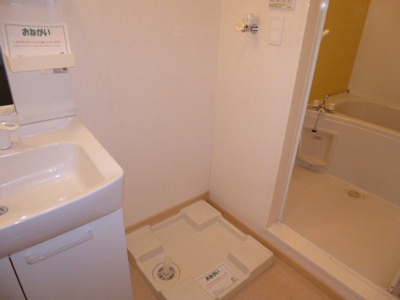 【その他】 | コンフォート東塚Ｈ | 洗濯機置き場