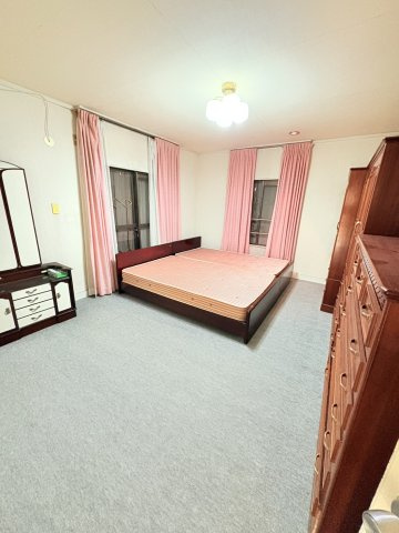 唐櫃台4丁目一戸建の洋室