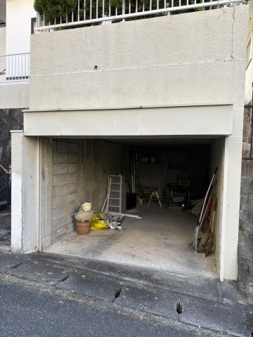 唐櫃台4丁目一戸建の駐車場