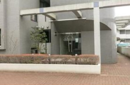 フローラコートのエントランス