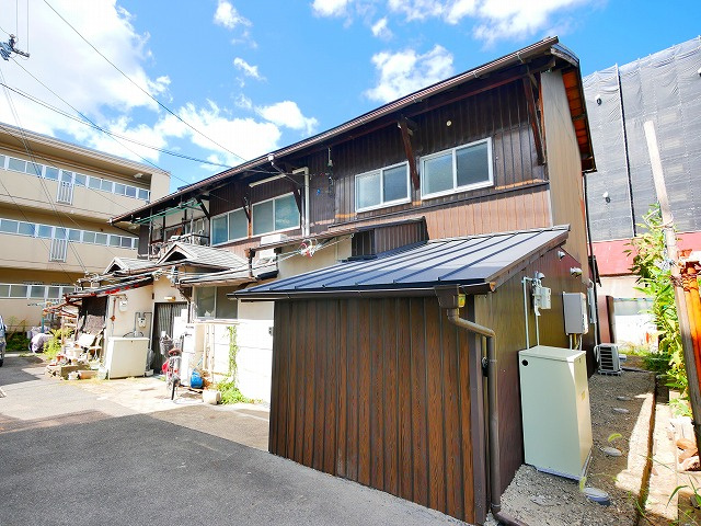 大宮町借家の外観