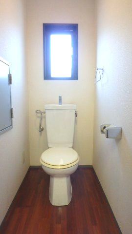 SKビルのトイレ