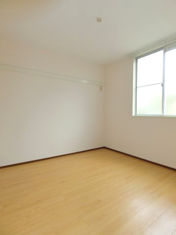 メゾン・ド・スズランの洋室|広々とした洋室です