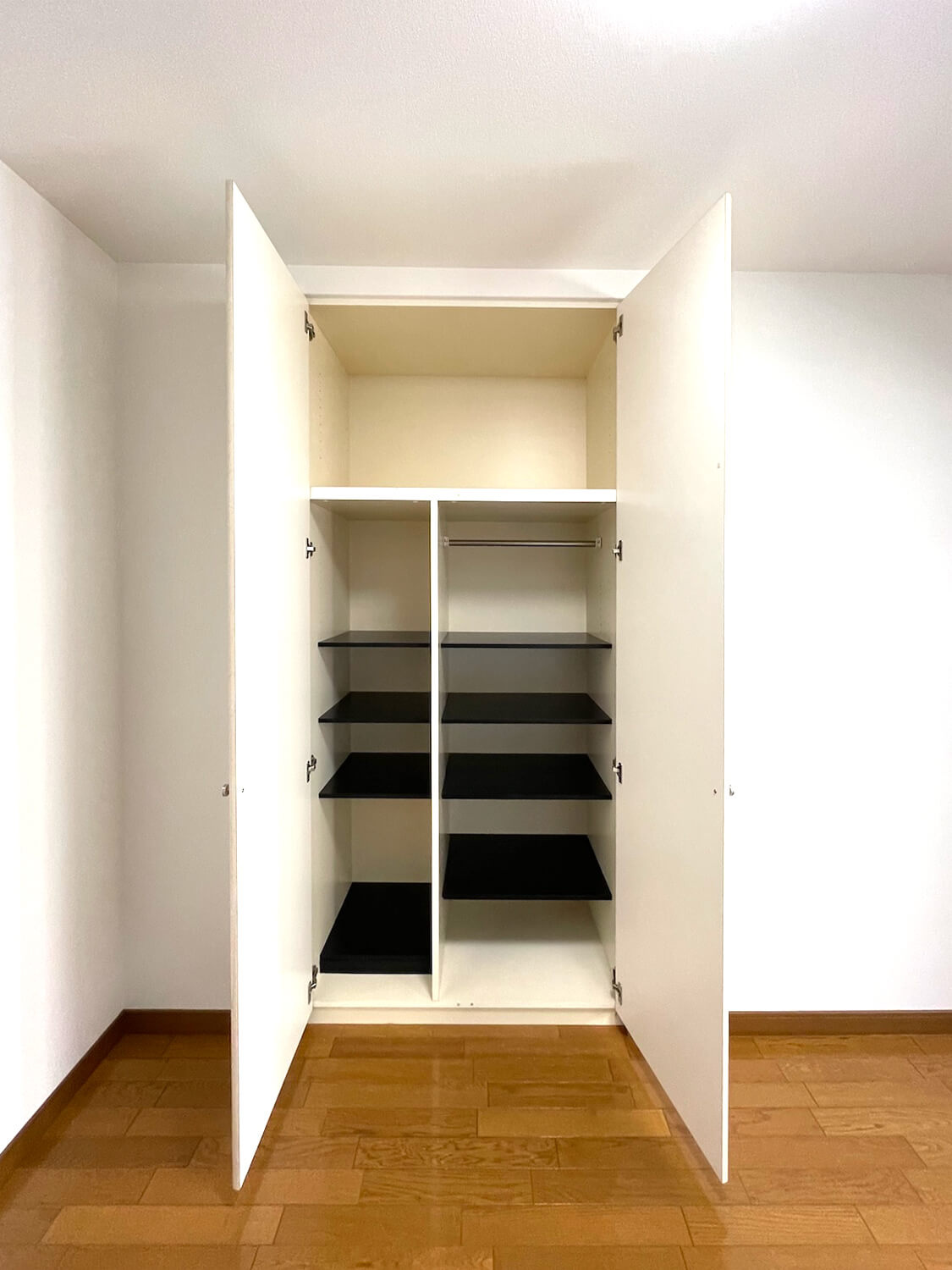 パレスエクセル新神戸の収納|小物を収納するのに便利です