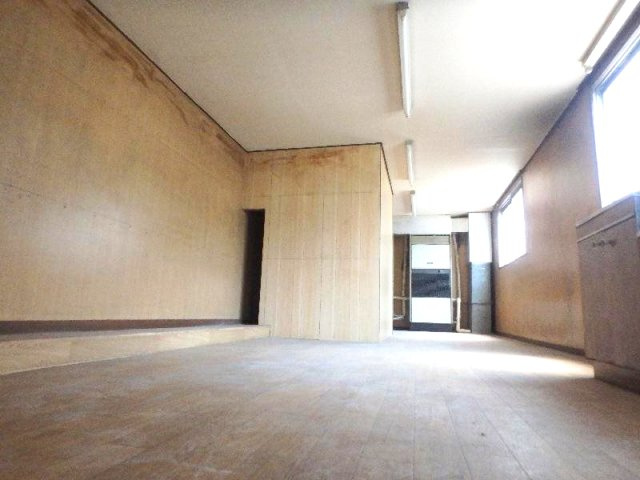 ピアザ神戸Ⅲの内装|２階