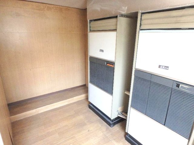 ピアザ神戸Ⅲの内装|２階