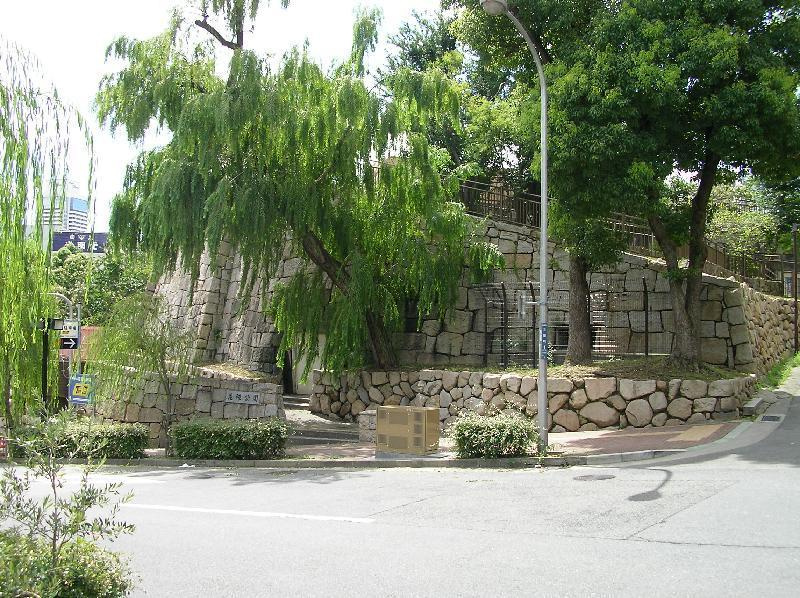 ニューブ神戸の周辺