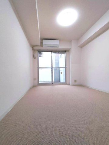 ニューブ神戸の居間・リビング|おしゃれなリビングです