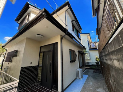 【外観】 | ◇◆旭区中尾一丁目　中古戸建◆◇ | ◆一戸建てを中心とした街並みが整然と続き、周辺は高い建物が建っていないので、緑の多い閑静な趣を感じる環境です。街並みや周辺環境も重要なポイントです！！
