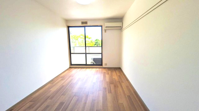 パークヴィラ甲子園口の居間・リビング|ゆったり過ごせるリビングです