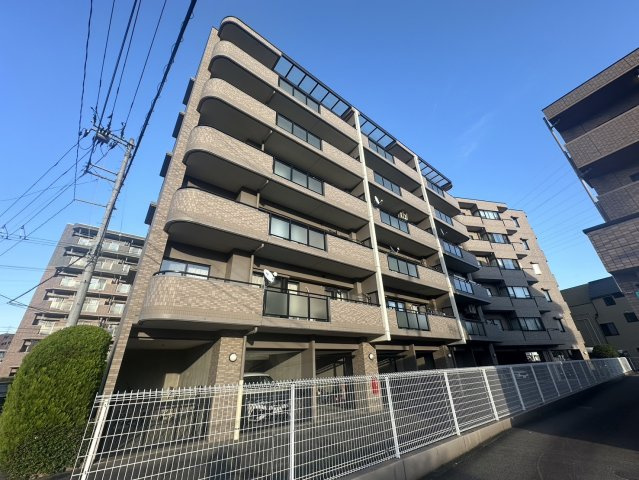 セザール富沢南の外観