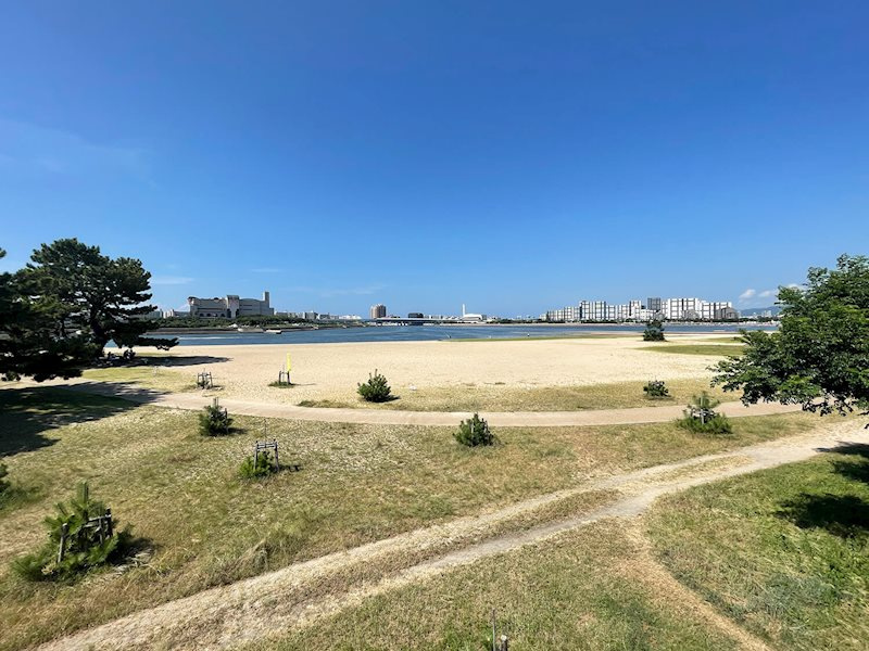 西宮市泉町　中古戸建の周辺|御前浜公園　まで160m。湾内ではウィンドサーフィンなども楽しまれています。