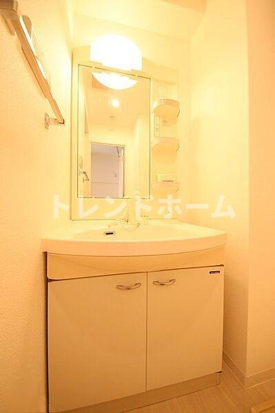 ラムール谷町の独立洗面台|選べる家電プランあり！！