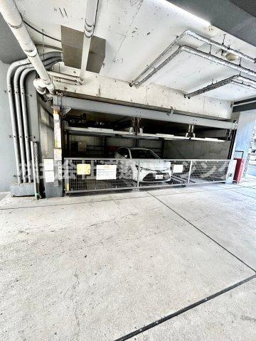 フォレステージュ江坂公園の駐車場