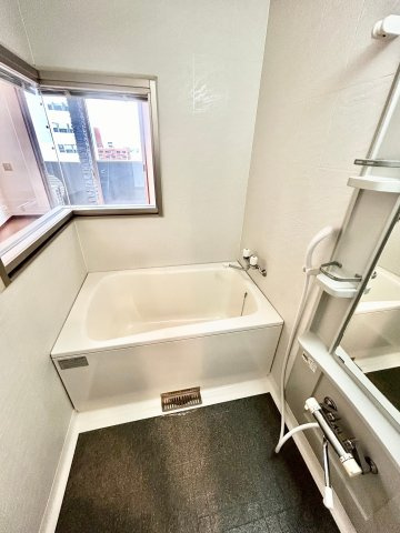 フォレステージュ江坂公園の浴室