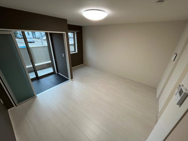 射水市三ヶ賃貸アパート新築工事の居間・リビング|リビング（イメージ）