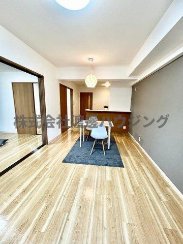 パークアベニュー緑地の居間・リビング