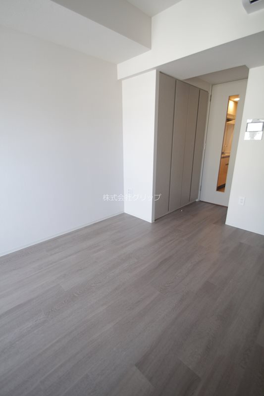 アポロヒルズ関内の洋室