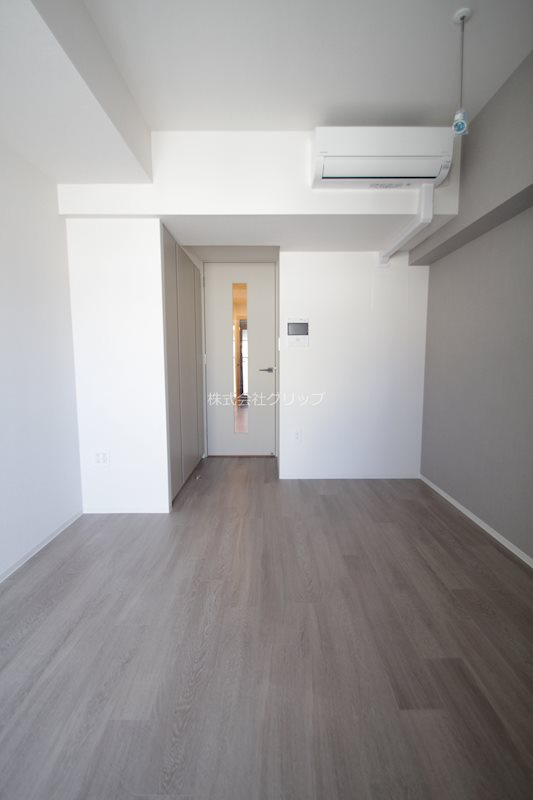 アポロヒルズ関内の居間・リビング