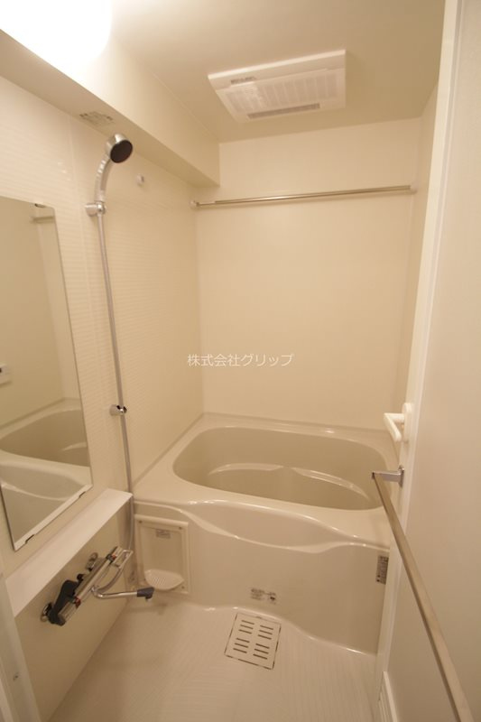 アポロヒルズ関内の浴室