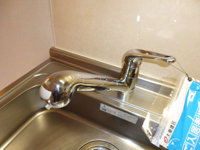 倉敷市東塚２丁目のアパートのキッチン