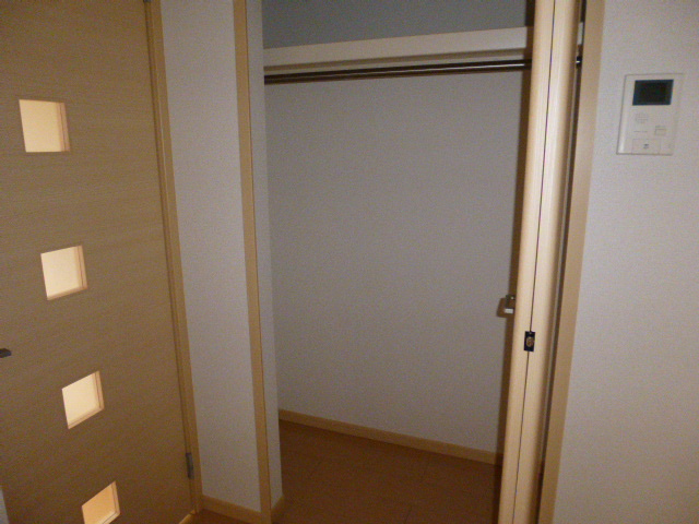 倉敷市東塚２丁目のアパートの収納