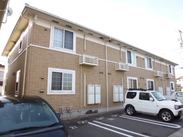 倉敷市東塚５丁目のアパートの駐車場