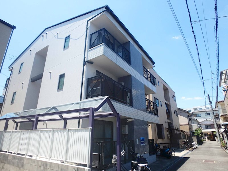 高槻市明野町一棟マンションの外観|北道路から