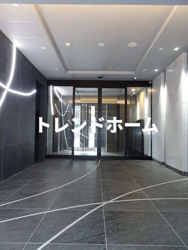 プレサンス大国町ブライスのエントランス|選べる家電プランあり！！