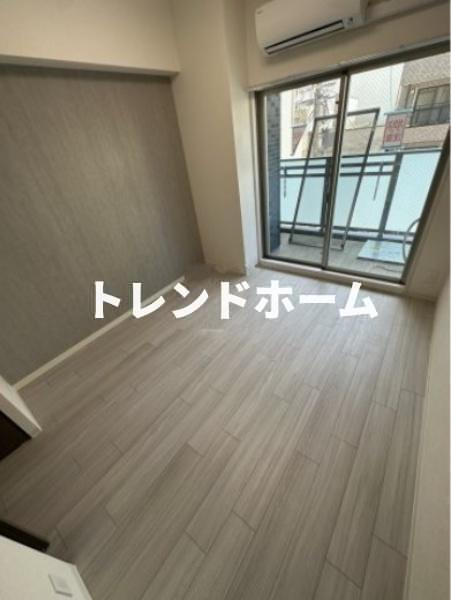 プレサンス大国町ブライスの居間・リビング|選べる家電プランあり！！