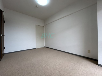 【洋室】 | ライオンズマンション大津秋葉台 | シンプル・イズ・ベストが基本。プレーンな空間を自分好みに。いつまでも快適に暮せる住まいへ。