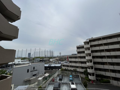 【展望】 | ライオンズマンション大津秋葉台 | お部屋にも爽やかな風と暖かく柔らかな日差しが差し込み、毎日の暮らしを豊かに彩ります。