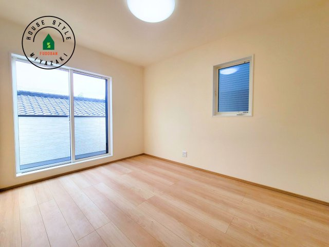 第3清武町今泉モデル（1号棟）の洋室|主寝室には収納力に優れたクローゼットがありますので、お部屋もすっきり片付きます。