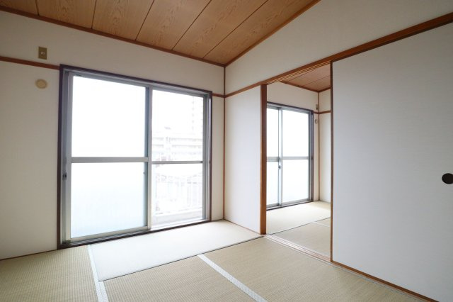 ローズハイツの和室