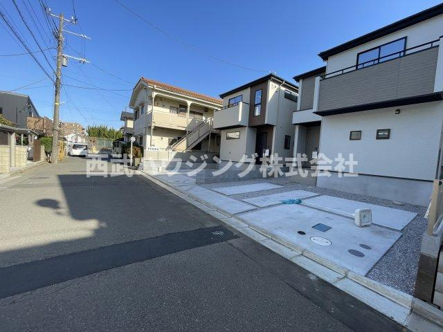 【仲介手数料無料】所沢市東所沢１９期１号棟　所沢市の新築住宅なら西武ハウジングの前面道路含む現地写真