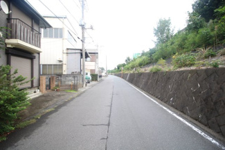 【前面道路含む現地写真】