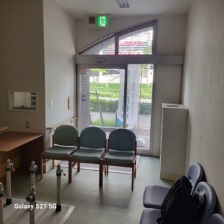 【ロビー】 | 阿倍野区旭町1丁目クリニック | 待合室