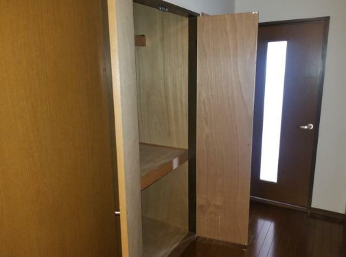 熊本市中央区八王寺町の賃貸マンションの収納