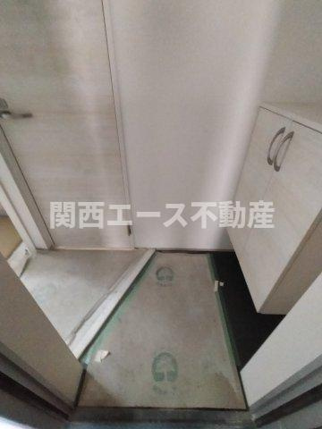  | AND TERRACE TOMOI