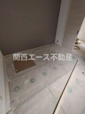  | AND TERRACE TOMOI
