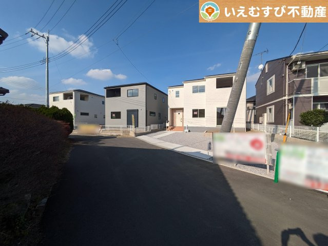 Livele Garden.S　太田第7岩瀬川町の前面道路含む現地写真|充分な広さの前面道路
間口が広くお車の出し入れも問題なく行えるスペースが確保されています♪