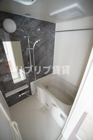 マーヴェラス末広Ⅲの浴室