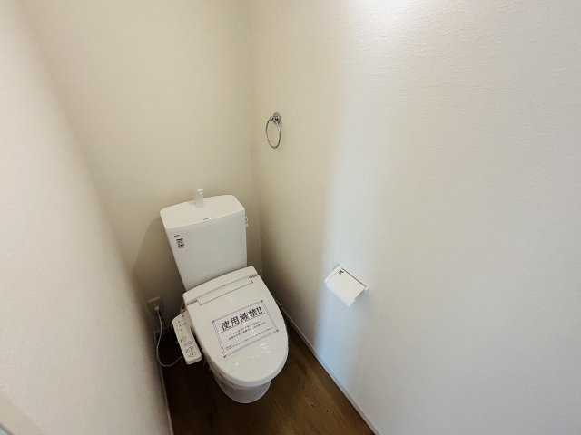 Terrechez中川区中須町2期｜名古屋市の戸建ならホームアップのトイレ|シャワートイレ