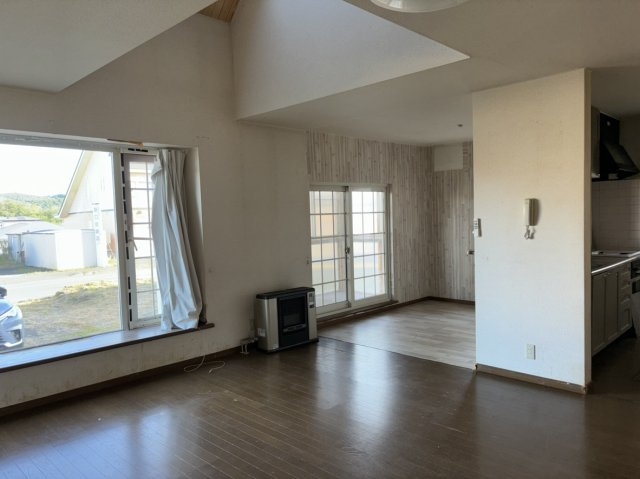 【居間・リビング】の画像