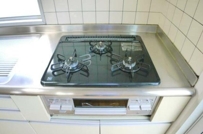 常陸太田市磯部町　中古戸建のキッチン
