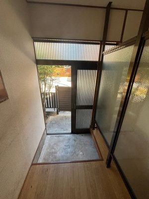 【玄関】 | 七松町2丁目戸建