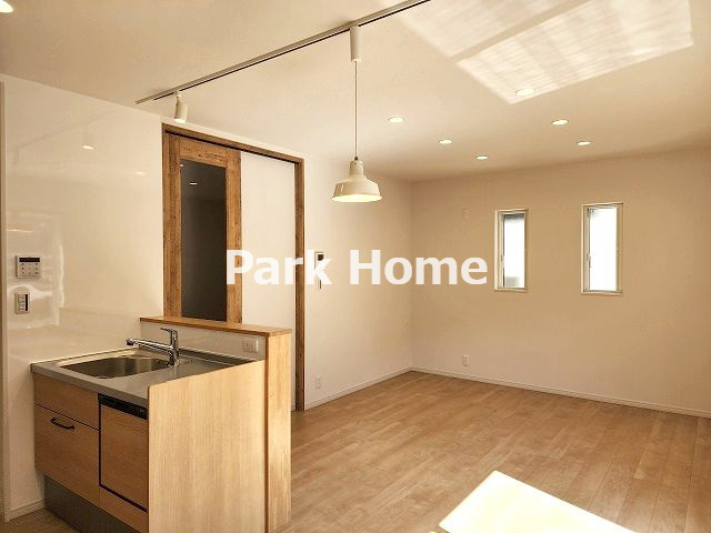 高知市介良中野団地西棟　新築戸建ての居間・リビング