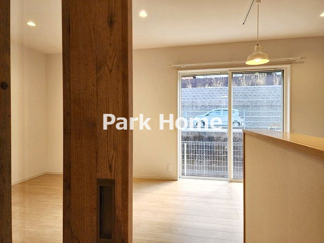 高知市介良中野団地西棟　新築戸建ての居間・リビング